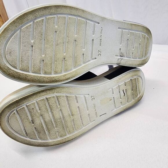 Carlo Pera Black and Metallic Leather Double Strap Platform Sandals Size 37EU 6. - Picture 11 of 12